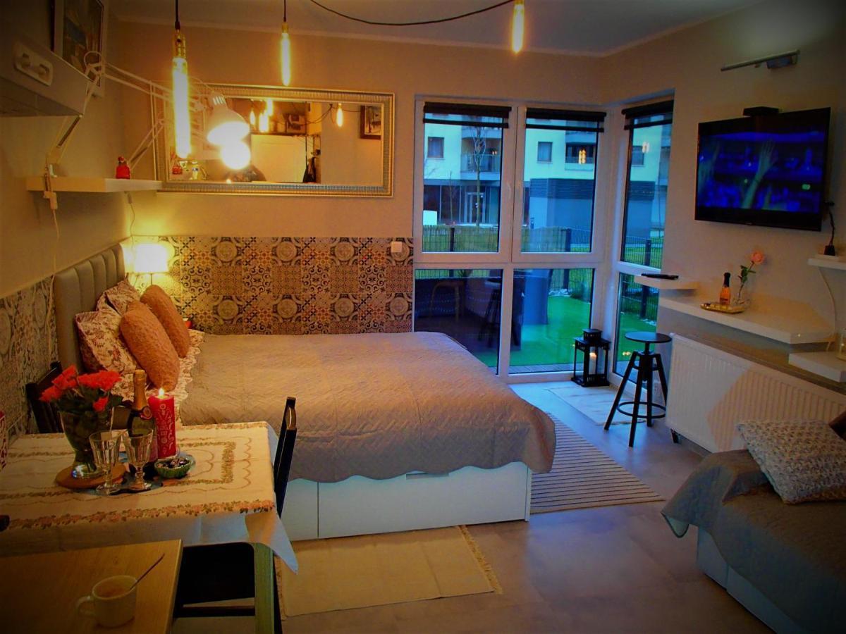 Cracovia Garden Nowa 5 Dzielnica Apartment Ngoại thất bức ảnh