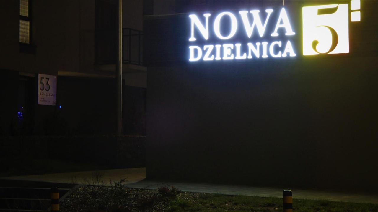 Cracovia Garden Nowa 5 Dzielnica Apartment Ngoại thất bức ảnh
