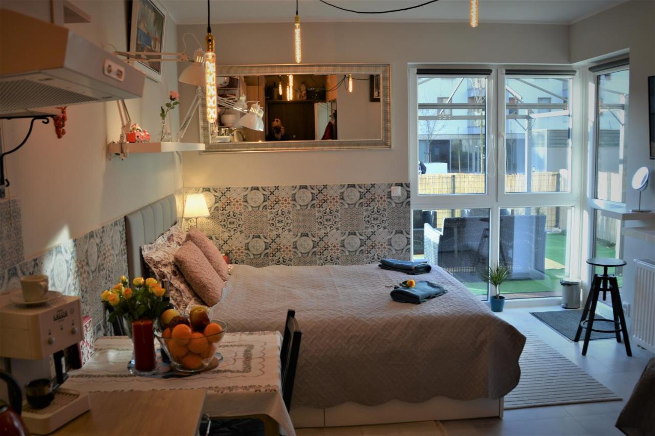 Cracovia Garden Nowa 5 Dzielnica Apartment Ngoại thất bức ảnh