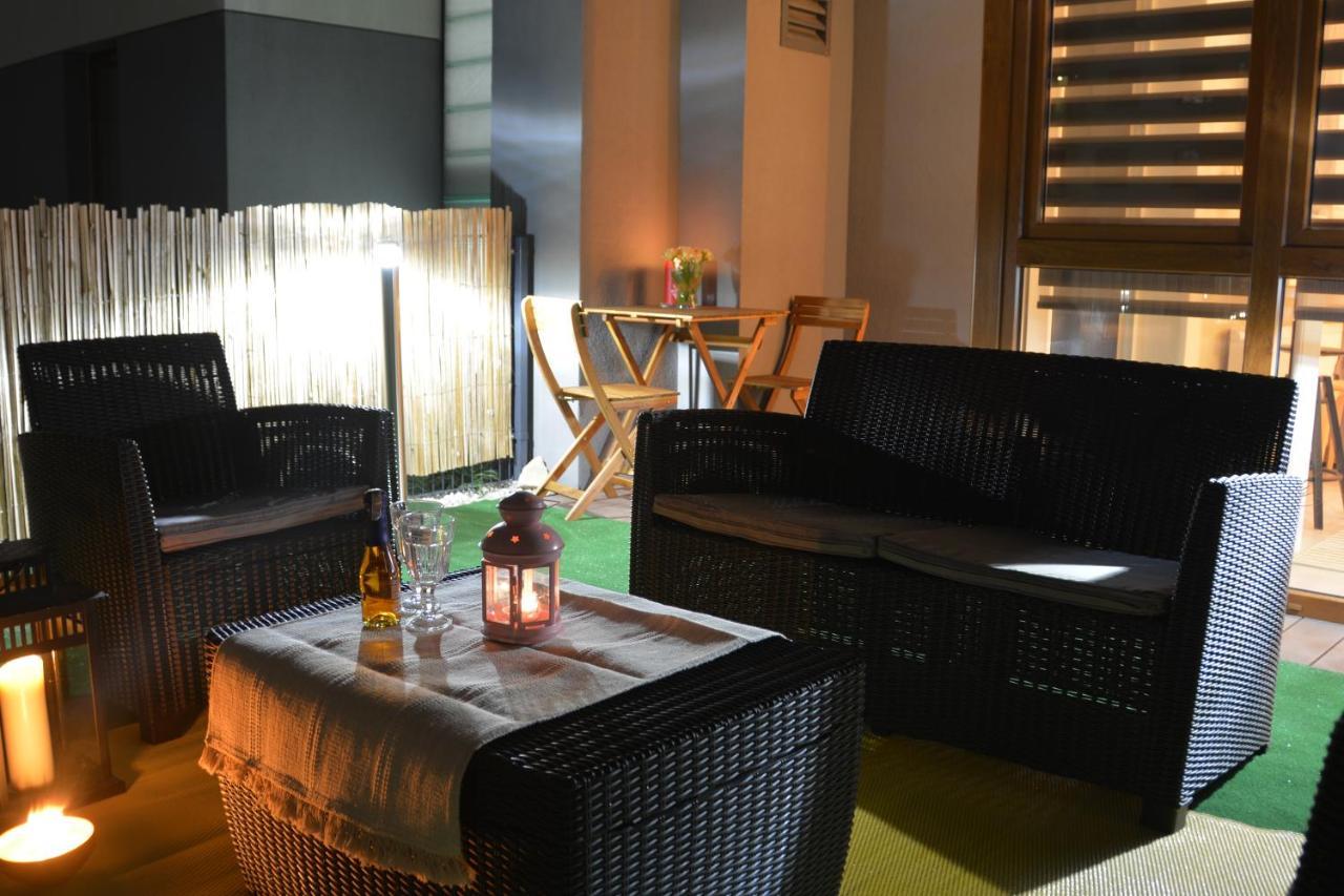 Cracovia Garden Nowa 5 Dzielnica Apartment Ngoại thất bức ảnh